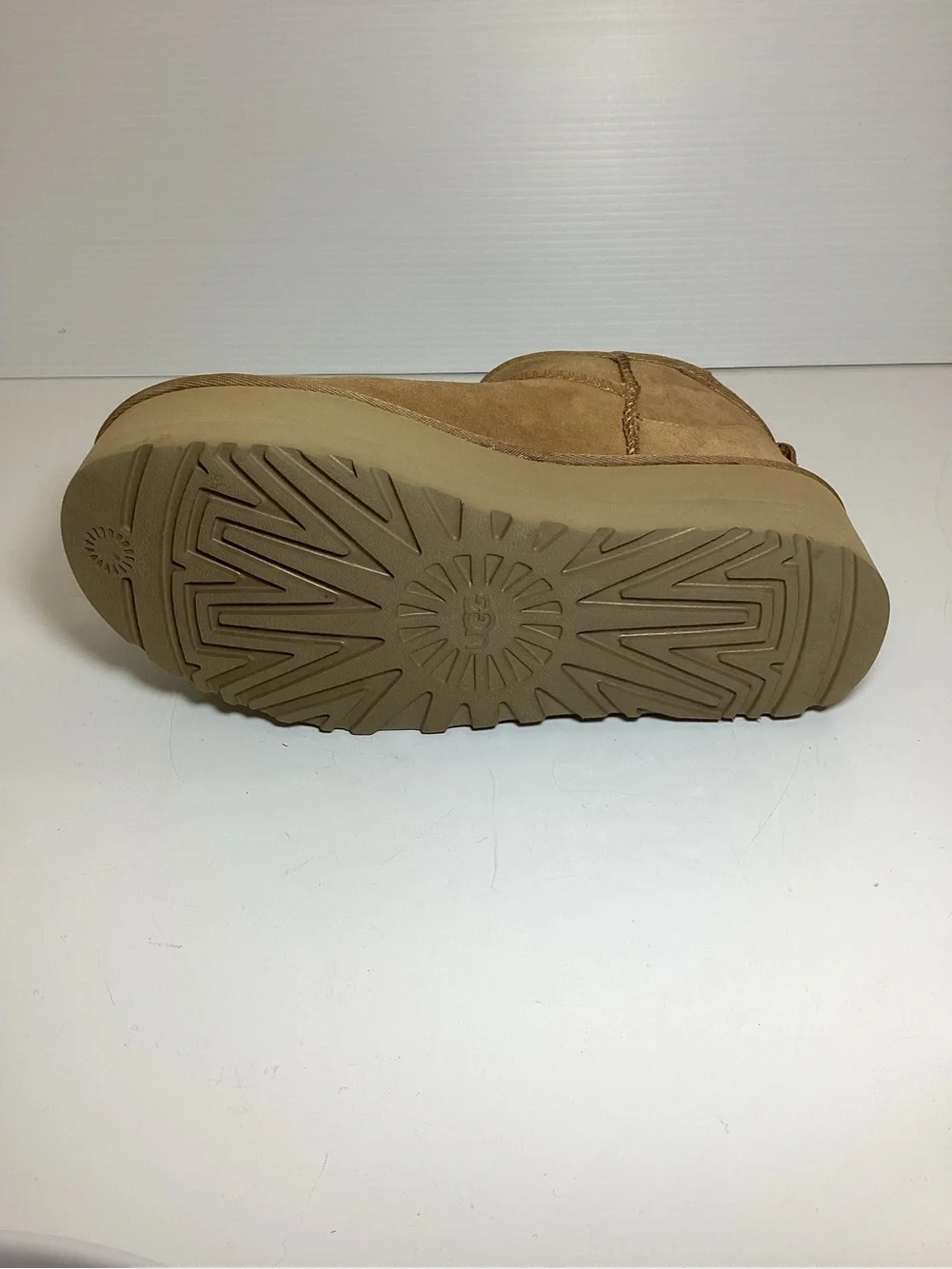 UGG Kids Chestnut Platform Suede Ankle Boot